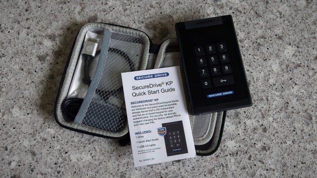 Bảo mật dữ liệu với SecureDrive KP 1TB Encrypted Portable SSD FIPS 140-2 Level 3 Certified