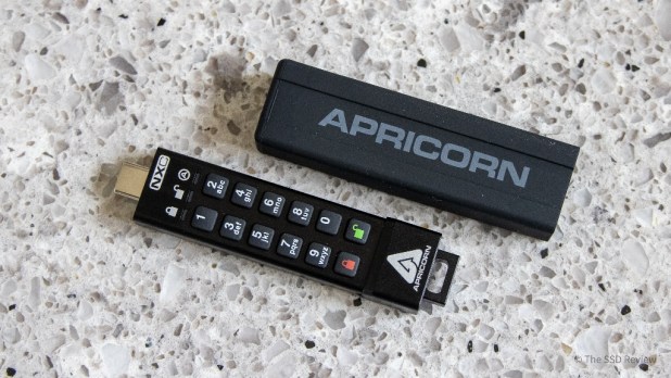 Đánh giá Apricorn Aegis Secure Key 3NXC - Tảng đá bảo mật dữ liệu chắc chắn