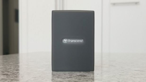 Đánh giá card Transcend RDE2 CF Express Type B Memory Card Reader - 1st 20Gbps CFexpress B Reader - giá hợp lý