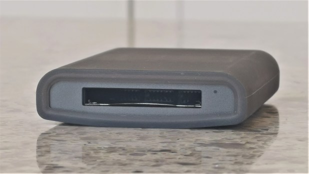 Đánh giá card Transcend RDE2 CF Express Type B Memory Card Reader - 1st 20Gbps CFexpress B Reader - giá hợp lý