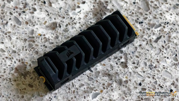 Đánh giá Corsair MP600 Pro XT Gen4 NVMe SSD với bộ điều khiển Phison E18