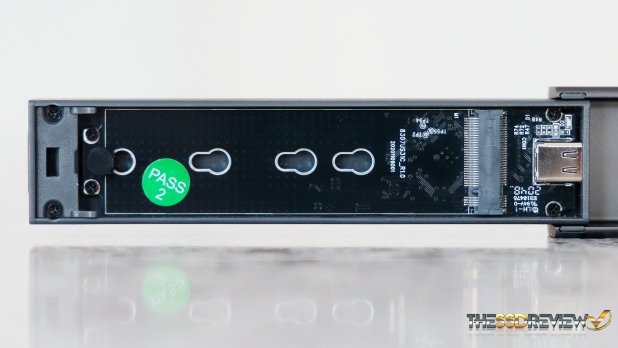 Đánh giá hộp đựng NVME Sabrent USB Type-C Tool-Free M.2 NVMe/SATA Enclosure (EC-SNVE) -  A Dynamite Product