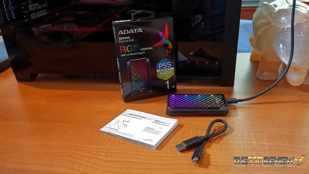 Đánh giá ổ cắm ngoài ADATA SE900G RGB USB 3.2 20Gbps