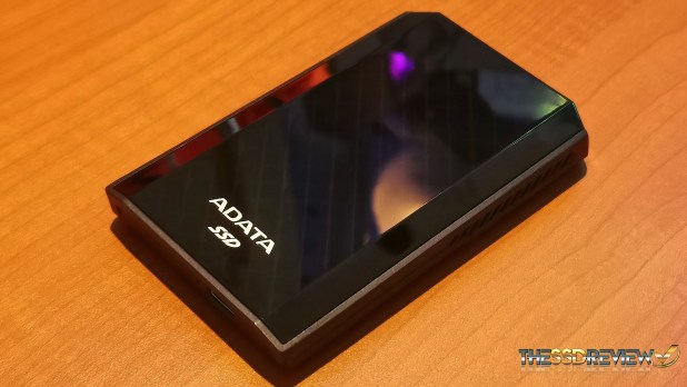 Đánh giá ổ cắm ngoài ADATA SE900G RGB USB 3.2 20Gbps