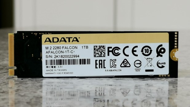 Đánh giá SSD ADATA Falcon NVMe  (1TB) - Tốc độ , giá tốt!