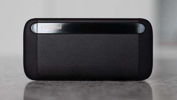 Đánh giá SSD Crucial X6 6Gbps 2TB Portable