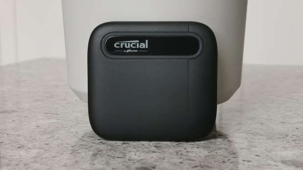 Đánh giá SSD di động Crucial X6 4TB - SSD di động 4TB tốc độ cao với mức giá thấp