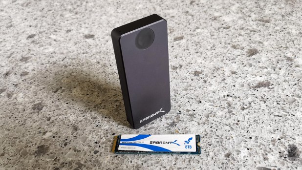 Đánh giá SSD di động Sabrent Rocket XTRM-Q Thunderbolt 3 NVMe 8TB
