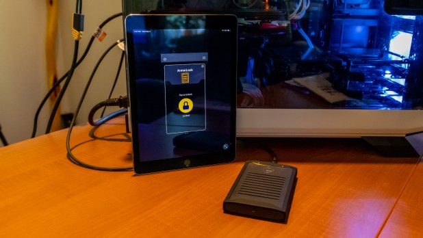 Đánh giá SSD G-Technology Armorlock Encrypted NVMe 2 TB  - Tốc độ cao, bảo mật với giá không cao