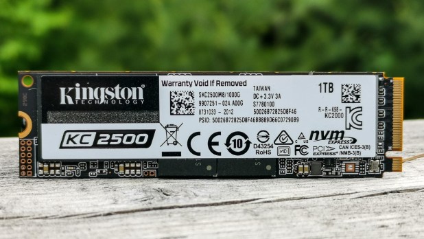 Đánh giá SSD Kingston KC2500 NVMe  (1TB) – Pure Flash Performance