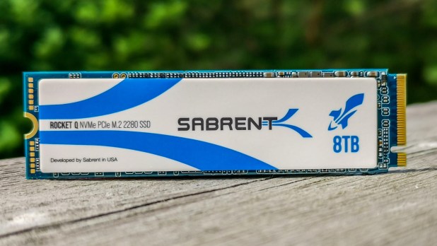 Đánh giá SSD Sabrent Rocket Q 8TB - lưu toàn bộ cái bạn cần