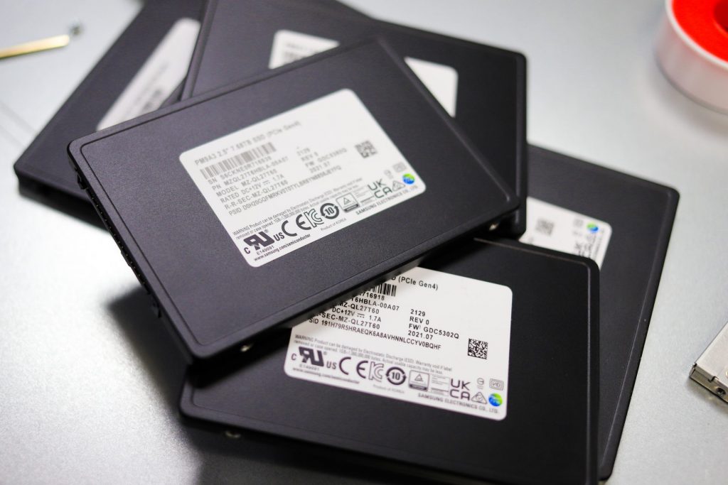Đánh giá SSD Samsung PM9A3