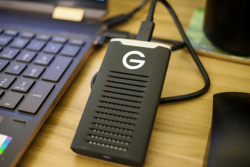 Đánh giá SSD SanDisk Professional G-DRIVE