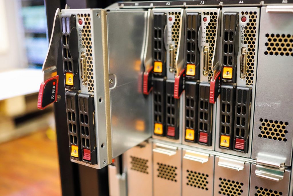 Đánh giá Supermicro SuperBlade 8U
