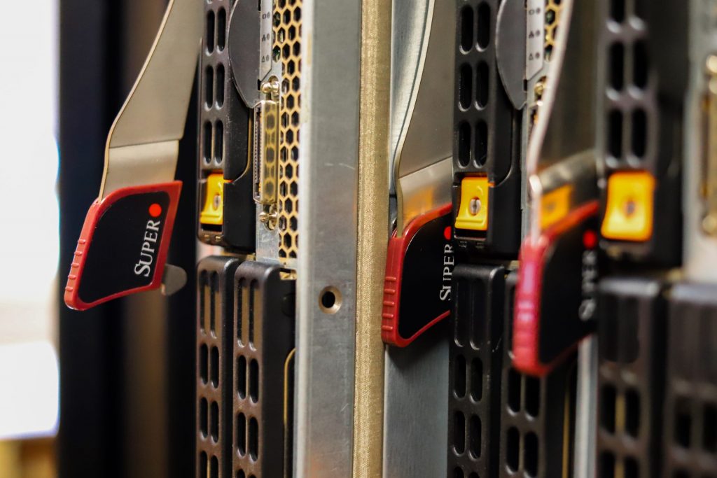Đánh giá Supermicro SuperBlade 8U