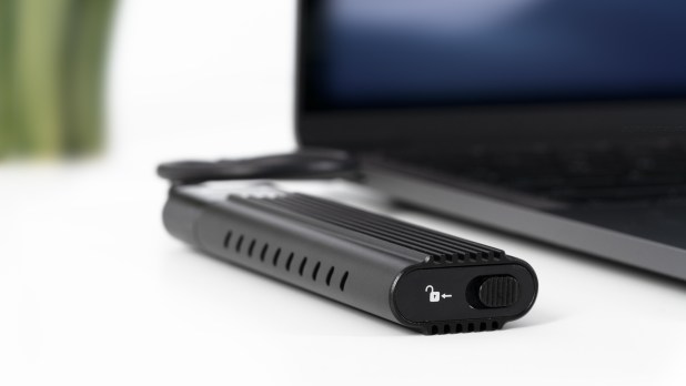 Đánh giá Vỏ SSD Plugable Type-C NVMe SSD Enclosure