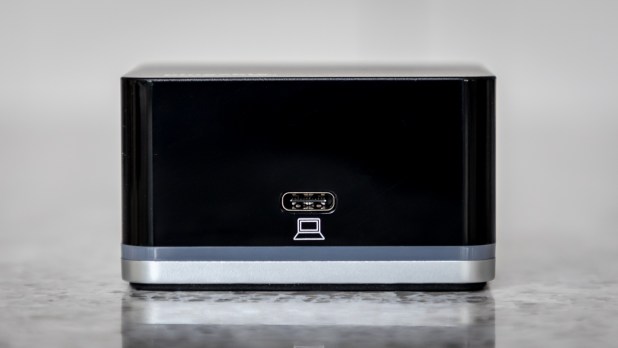 Docker Plugable USB-C Cube – Trạm docker nhỏ nhất thế giới