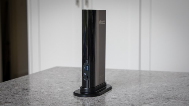 Docker và sạc TBT3-UTV Thunderbolt 3