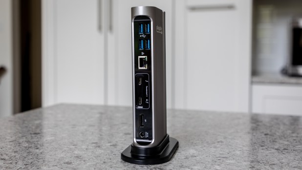 Docker và sạc TBT3-UTV Thunderbolt 3