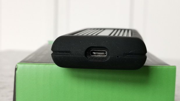 Ổ di động SSD Mushkin carbonX USB 3.1 Gen 2 – Truyền dữ liệu nhanh với USB