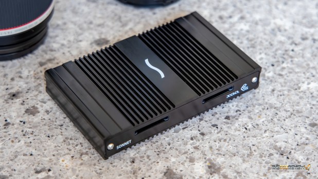 Xem xét Đầu đọc thẻ Sonnet SF3 CFexpressB và XQD Pro Thunderbolt 3 –