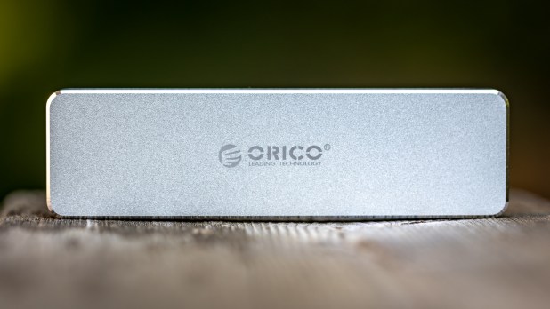 Xem xét Orico NVMe M.2 SSD Enclosure