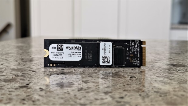 Xem xét SSD Mushkin Gamma Gen 4 2TB , bộ điều khiển Phison E18 SSD